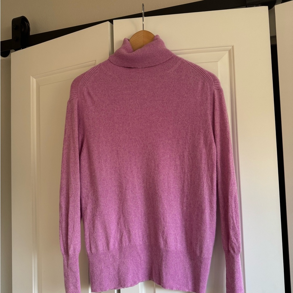 Women's Cashmere Turtleneck Sweater
